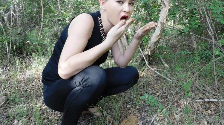 ThefartbabesKatya Kass - Breakfast In The Forest With Shit [2021 | FullHD]