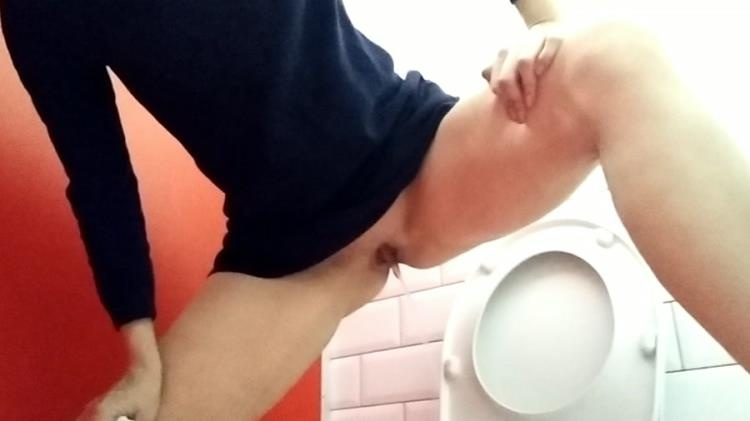 nastygirl - Farting poo and pee in WC [2021 | FullHD] - Scatshop