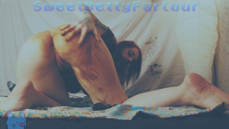DirtyBetty - Let's make fun with SHIT [2025 | FullHD]
