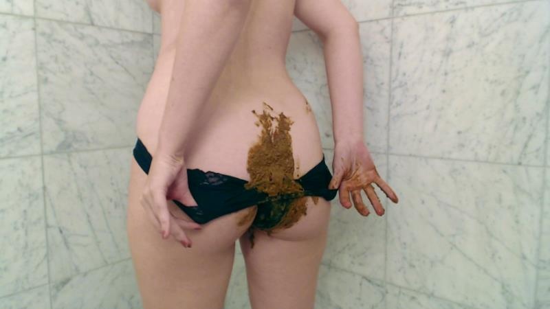 CassieScat – Shit Oozing in Panties, Smearing it Around [2025 | FullHD]