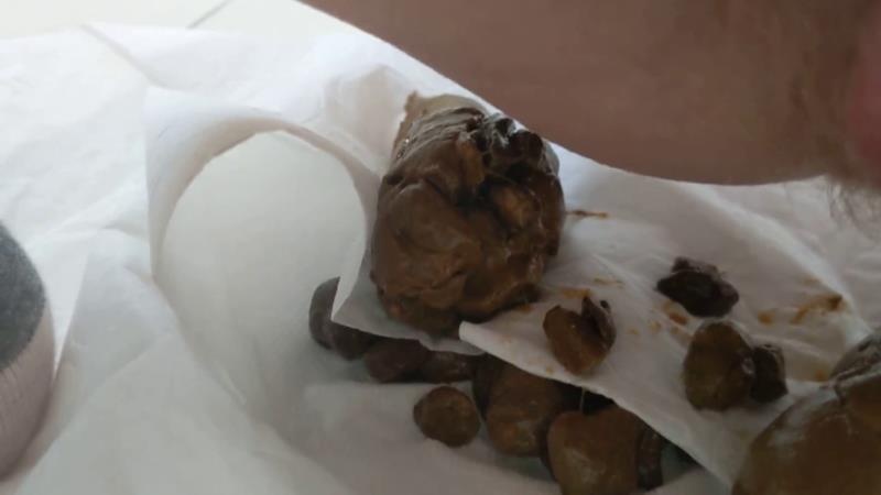 PooGirlSofia - EXTREME CLOSE UPS of my turds [2025 | FullHD]