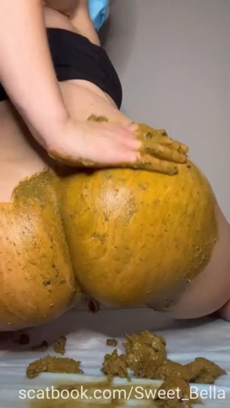 Sweet Bella - Masturbation Smearing P1 [2025 | SD]