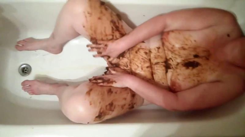 Playing in the bathtub [2026 | HD]