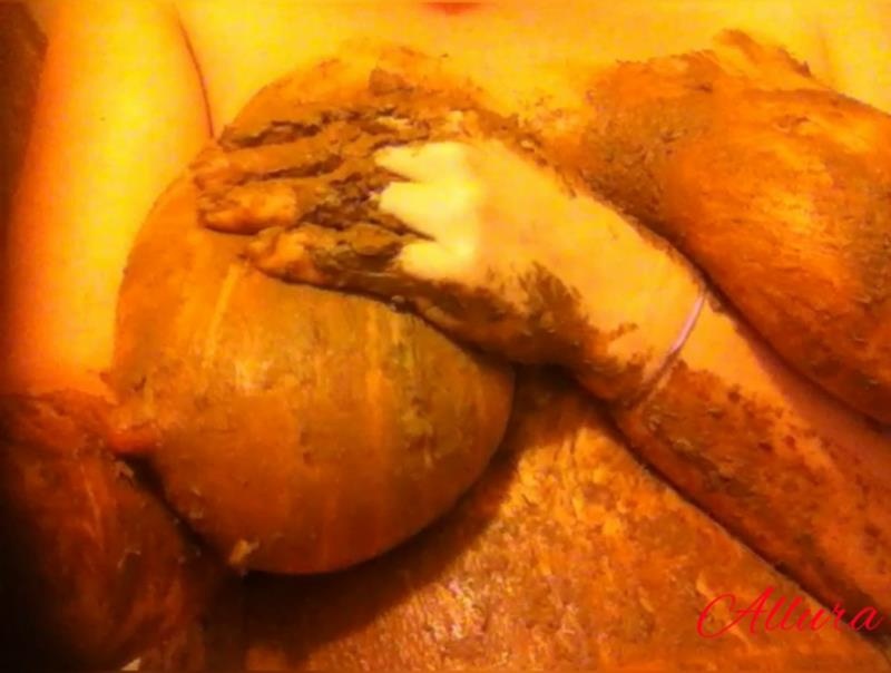 Allura - Smearing a Massive Shit! Shit-Stuffing with Dildo [2026 | HD]