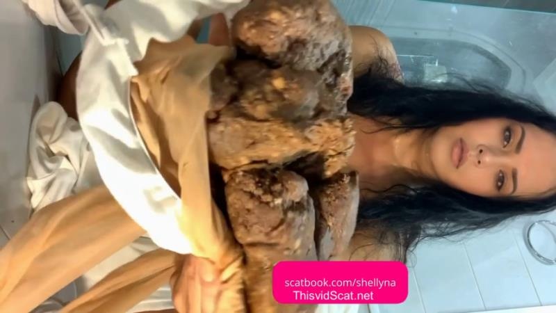 Natalia SHELLYNA - Mendes Bowel Growl Panty Pooping. P1 [2026 | HD]